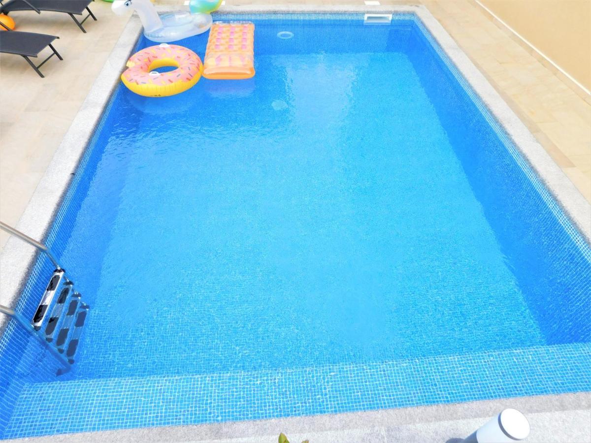 Apartman "Sabine Red" With Heated Pool Omišalj Dış mekan fotoğraf
