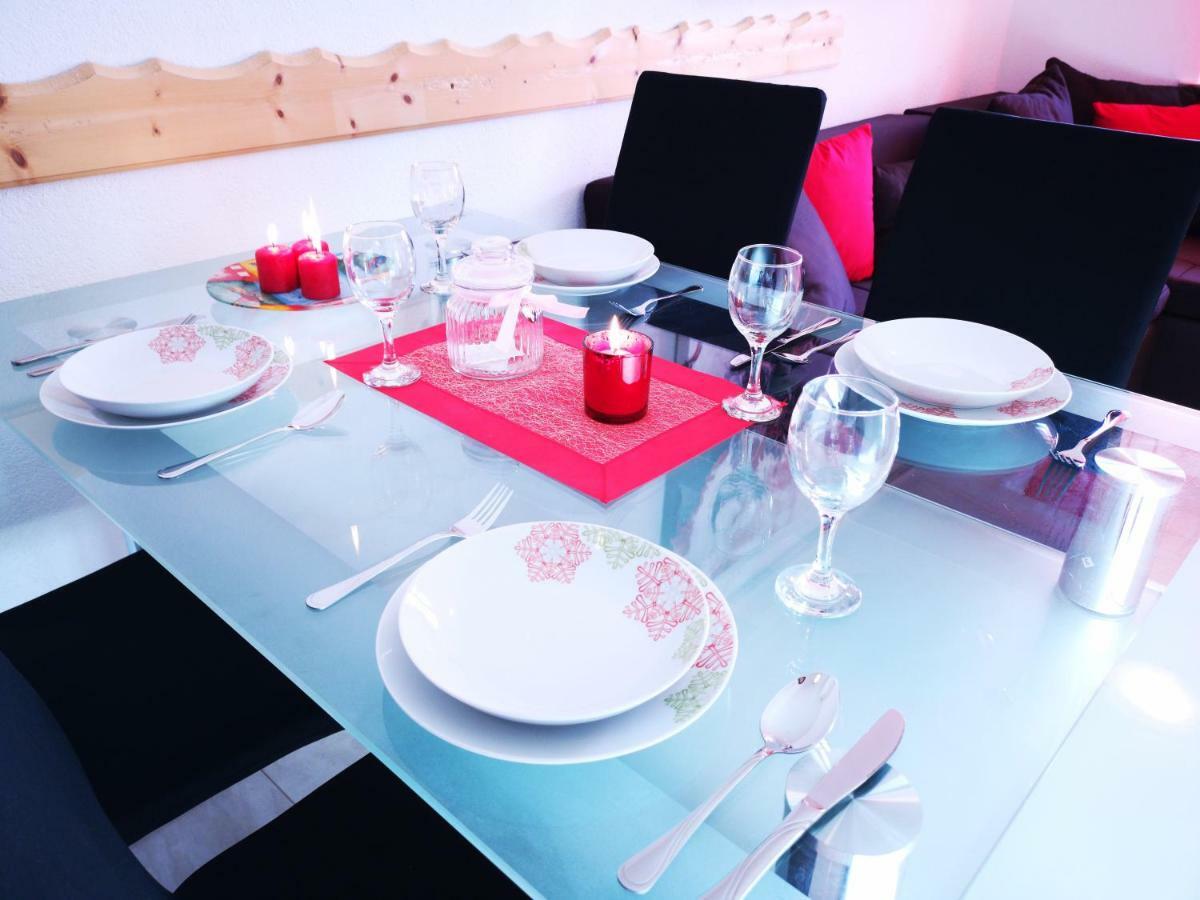 Apartman "Sabine Red" With Heated Pool Omišalj Dış mekan fotoğraf
