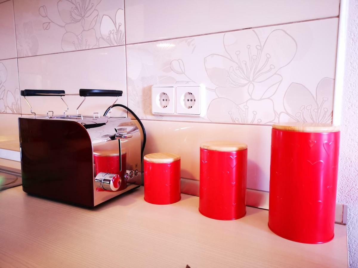Apartman "Sabine Red" With Heated Pool Omišalj Dış mekan fotoğraf